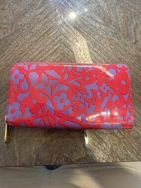 Louis Vuitton x Yayoi Kusama Red Monogram Zippy Wallet